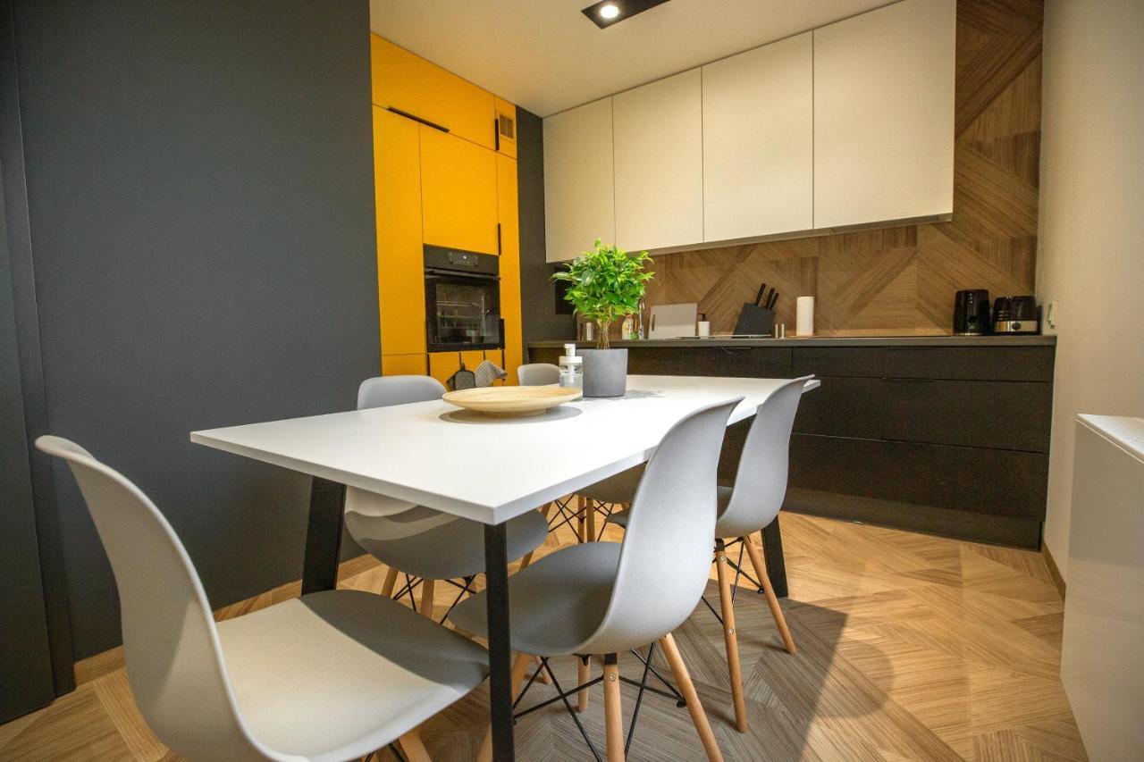 Iroom Lublin Bagian luar foto